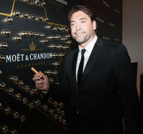 avier Bardem, en la fiesta de Moët & Chandon, al finalizar los Premios Goya cuando ganó el Goya por el mejor documental “Hijos de las nubes”. Foto Bernardo Paz.