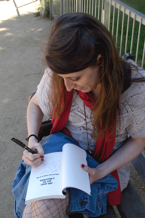 A més d'escriptora, la Isabel està molt implicada en la difusió del món del llibre, a través de diferents facetes.