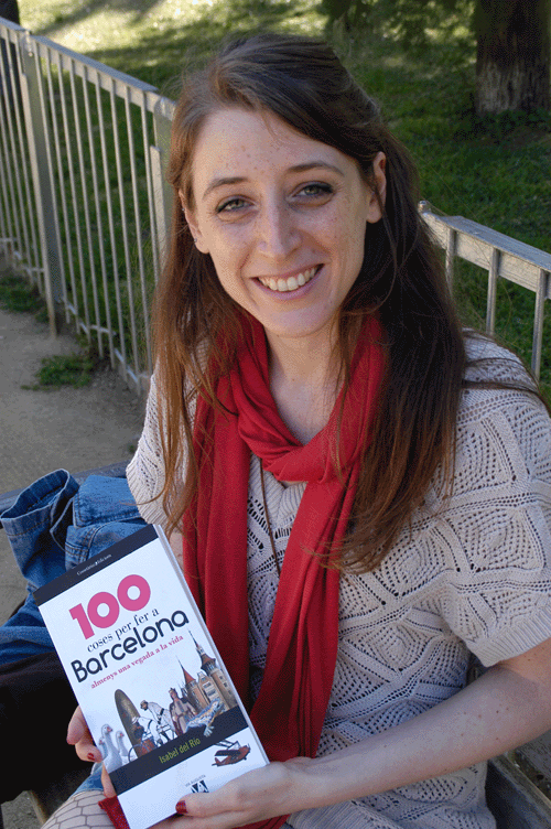 Isabel ens ajuda a passejar per BCN amb històries romàntiques, a vegades sagnants. I és que per l'autora "a Barcelona és impossible passar un dia avorrit".