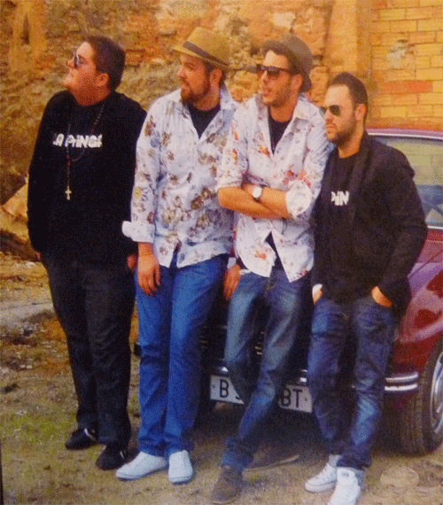 Pani, Santi, Rubén y Alex en una de las imágenes del EP. Un grupo que lleva la parranda allá por donde van y que actuarán este mes de junio en diferentes municipios catalanes