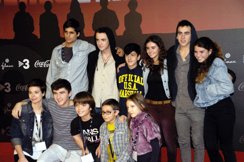 Equipo de Polseres Vermelles, en la presentación de la segunda temporada.