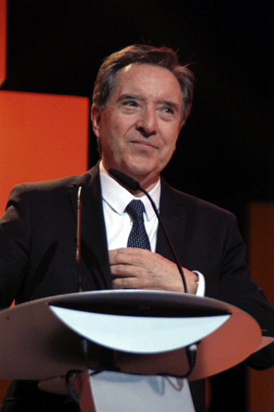 Iñaki Gabilondo se dirigió a los periodistas noveles, recordando la importancia de explicar lo que sucede, y evitar que "nadie lo escriba por vosotros".