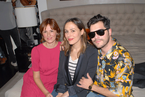 La parella protagonista amb Irene Montalà, que interpreta el personatge de Laia, membre del duet romàtinc del moment, del que també n'és membre Miquel Fernández, que interpreta a Jep