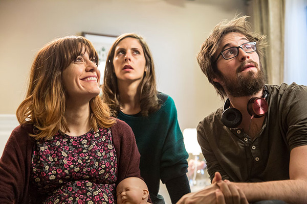 En la imagen, el director Dani de la Orden con Alexandra Jiménez y Bárbara Santa-Cruz