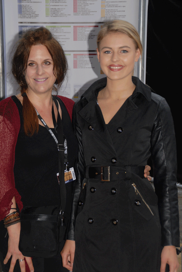 Con el filme Inner Demon, han venido a Sitges la directora Ursula Dabrowsky y la protagonista Sarah Jeavons 