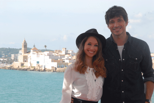 Maiara Walsh y Andrés Valencoso protagonistas de "Summer Camp"