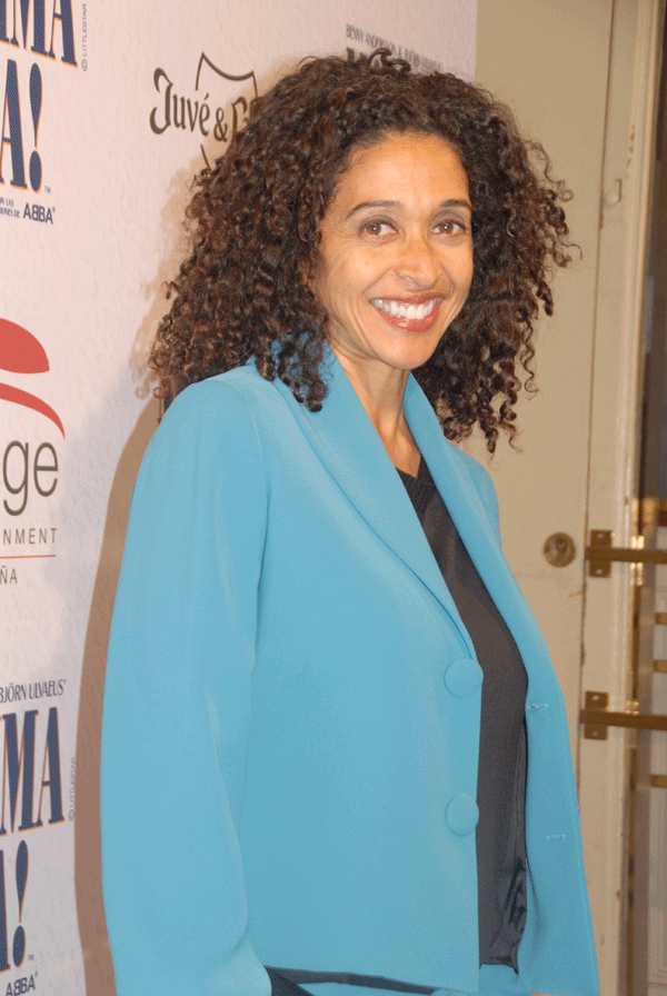 La actriz Vicenta Ndongo 