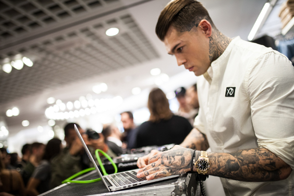 El Dj Stephen James 