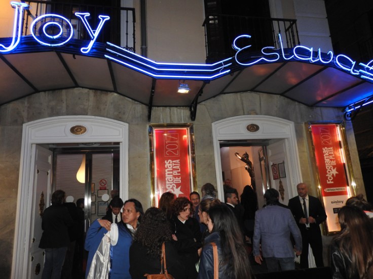 joy eslava copia 2.jpg