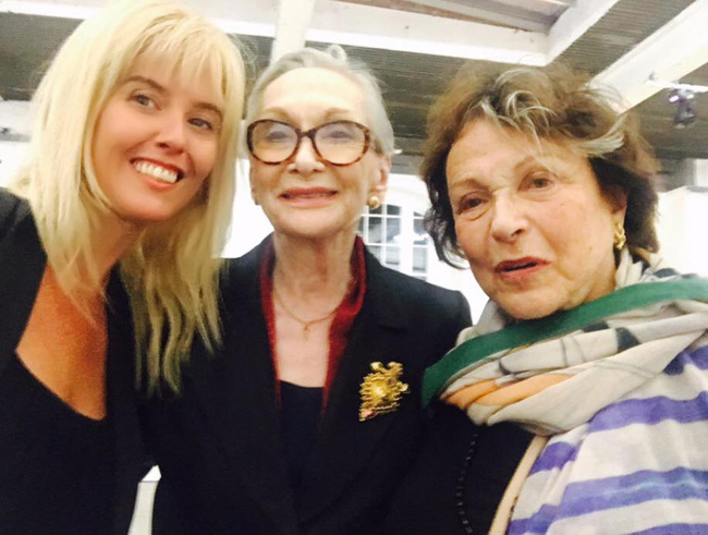 With the queens - Claire Bloom and SiÂN pHILLIPS.jpg